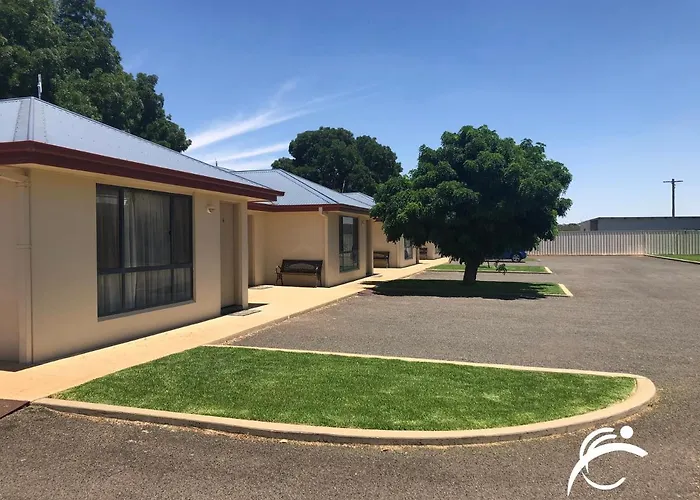 Coro Club Motel